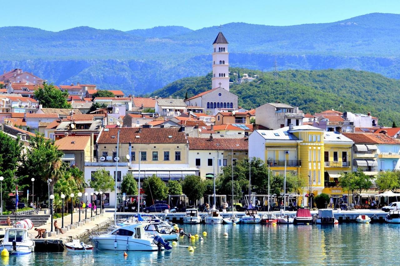 Apartments With A Parking Space Crikvenica - 13450 Exterior foto